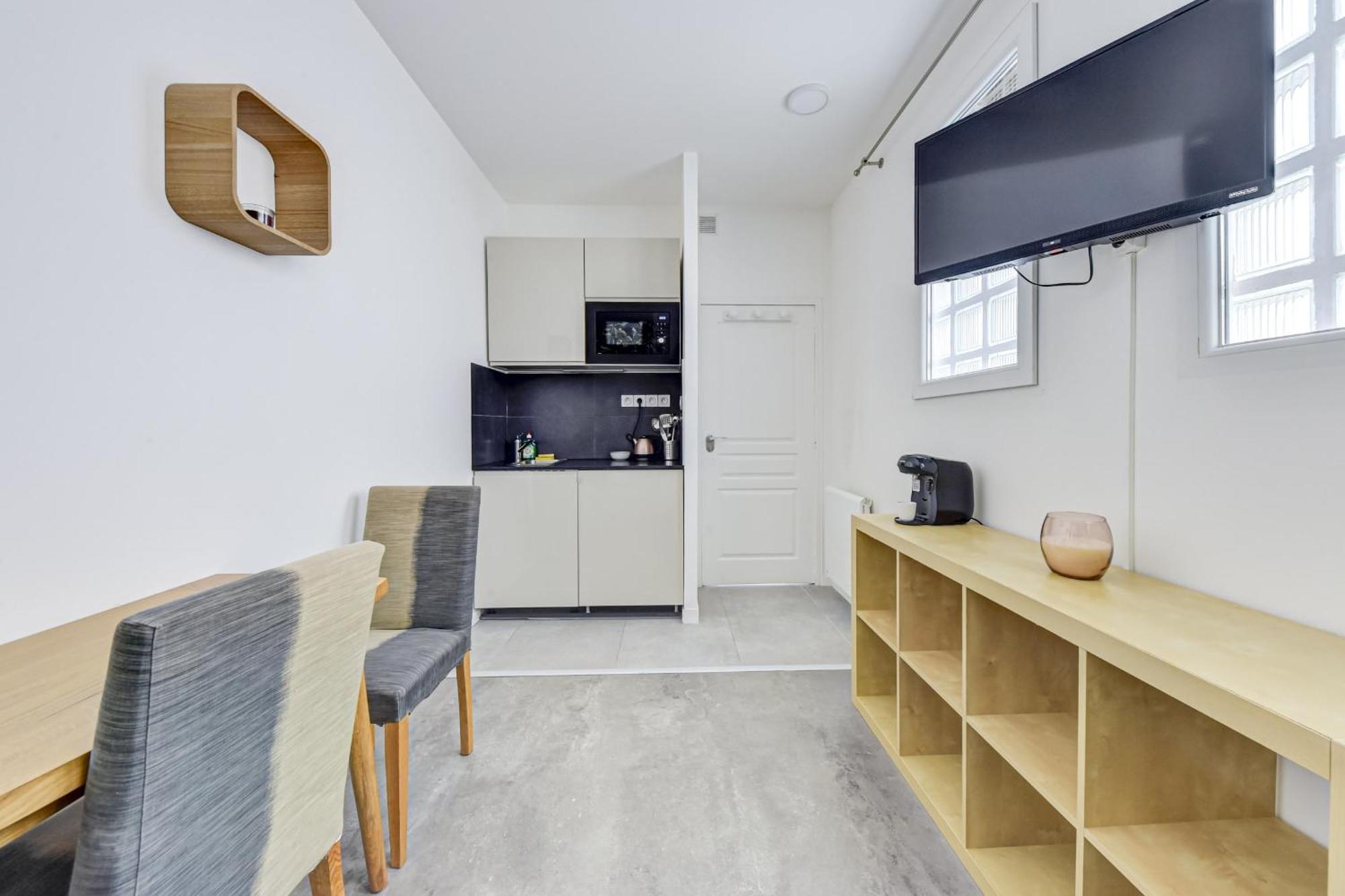 Apartment Cozy In The Heart Of Paris' 15th